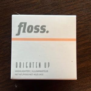 New in Box - Floss Brighten Up Highlighter/Illuminator